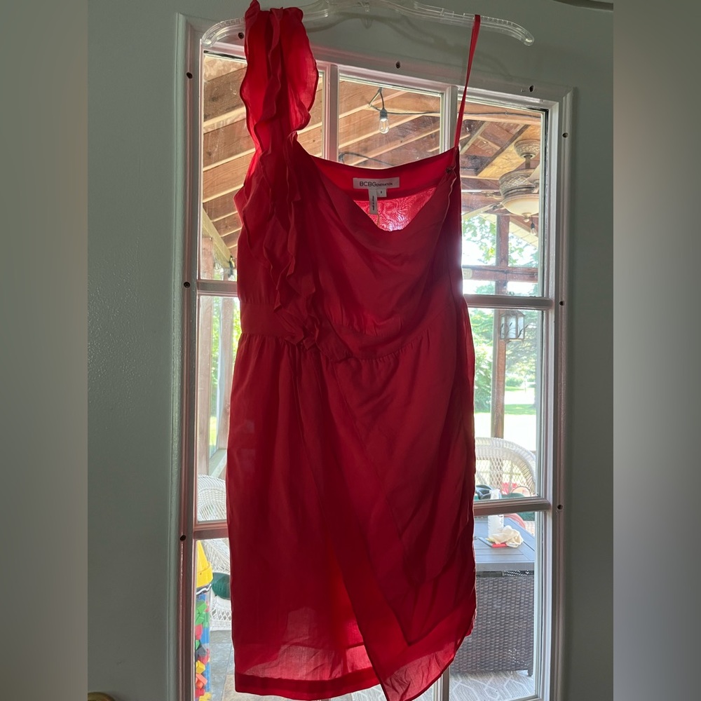 BCBG size 2 Dress (perfect for guest at wedding)
